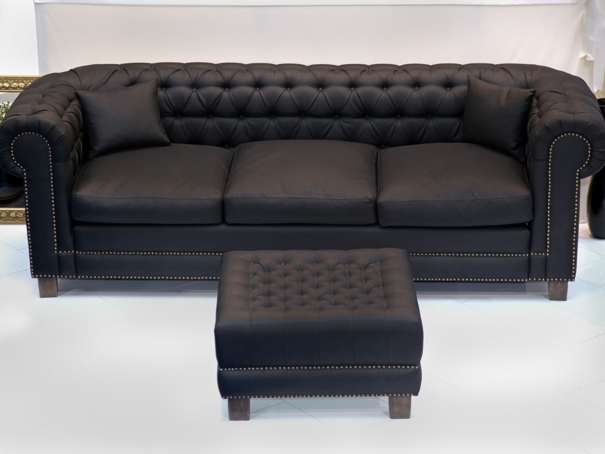 Sedací souprava vintage (vintage sofa) z e-shopu BAZARMS-HK